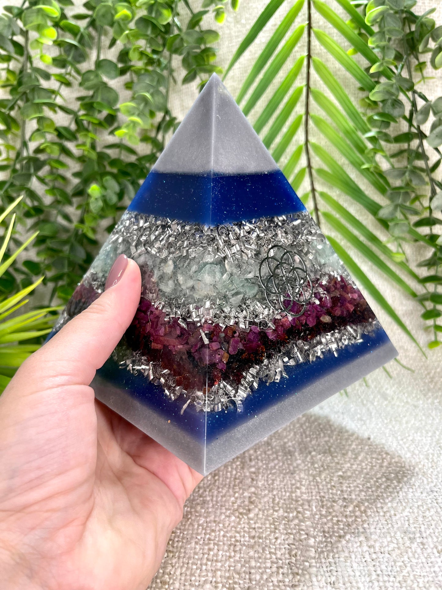 CAPRICORN- Astrology Edition - Orgonite Pyramid - EMF Protector - Green Fluorite, Garnet, Ruby with Aluminum Metal