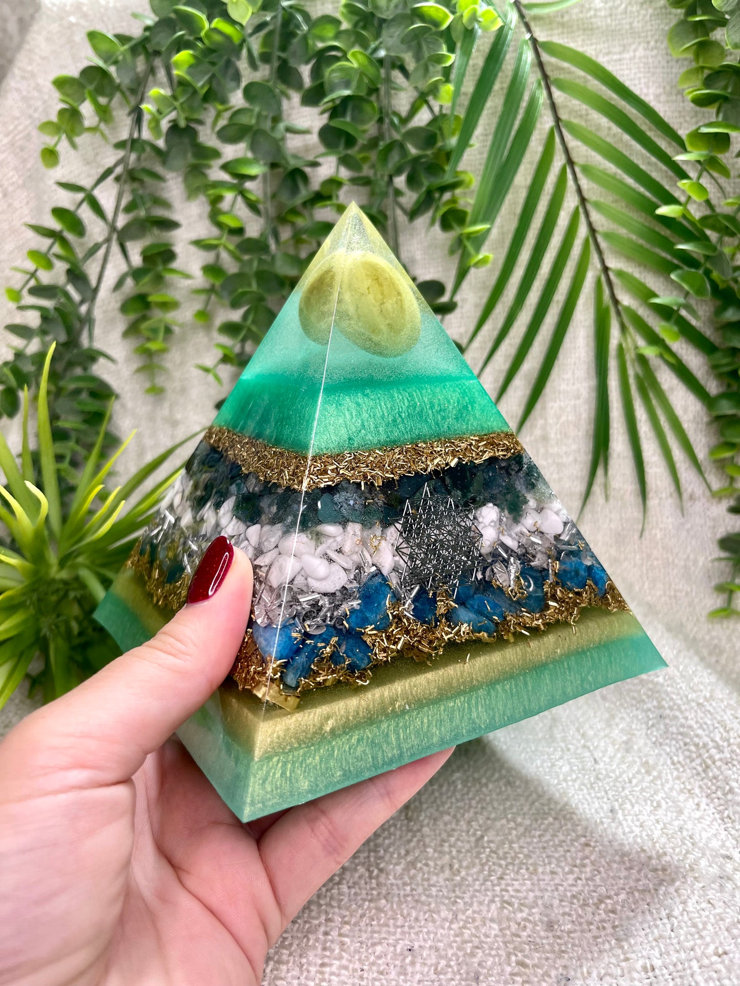 GEMINI - Astrology Edition - Orgonite Pyramid - EMF Protector - Serpentine, Moss Agate, Howlite, Blue Apatite, Brass and Aluminum Metals