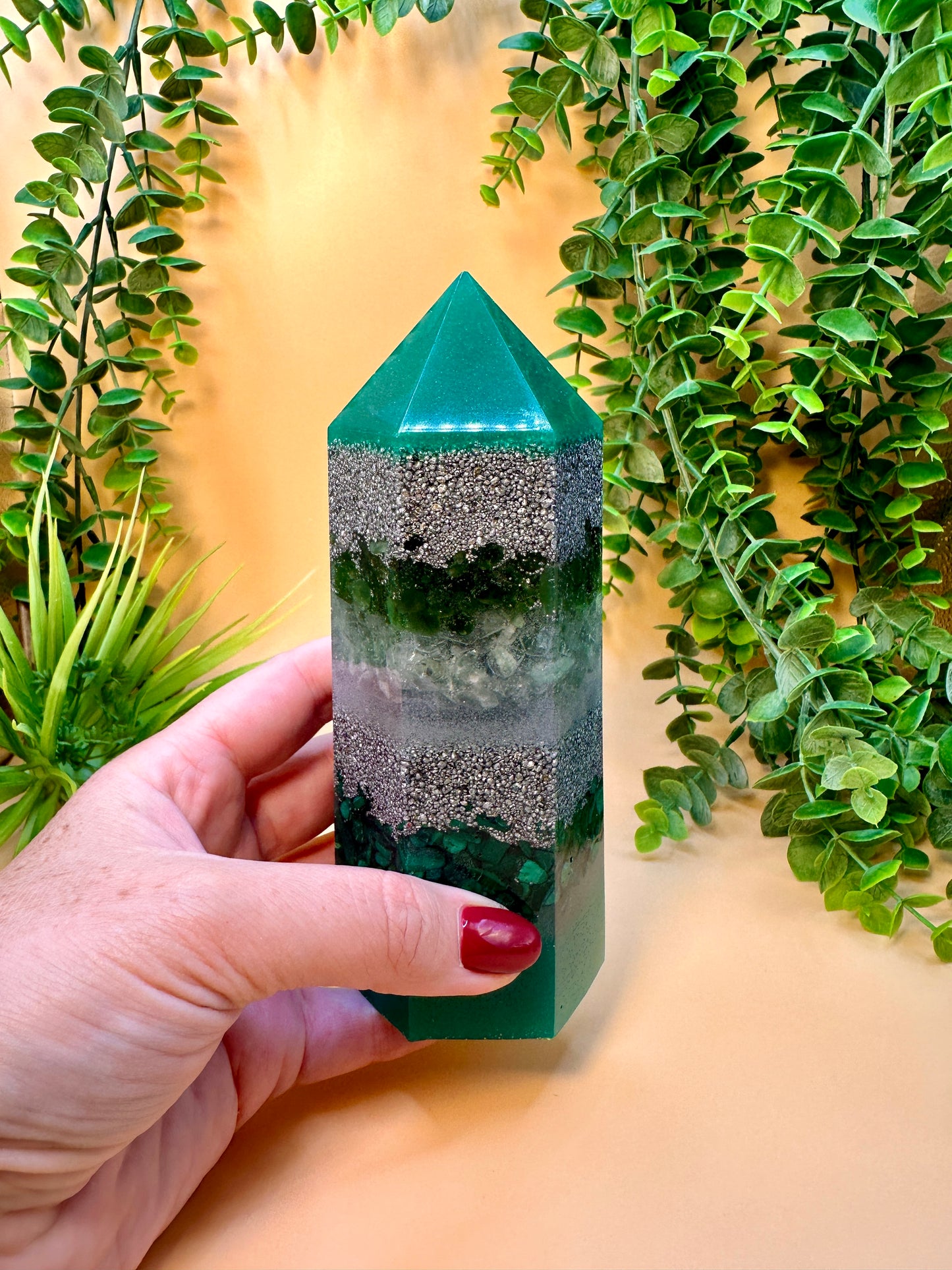 FAMILY - Feng Shui Orgonite Tower - EMF Protector - Green Jade, Green Fluorite, Malachite with Aluminum Metals