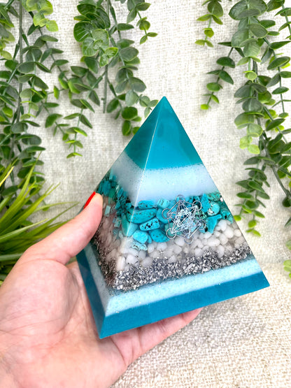 Sacred Voice Set - Intuition Orgonite Pyramid & Gabriela Orgonite Pyramid - EMF Protection