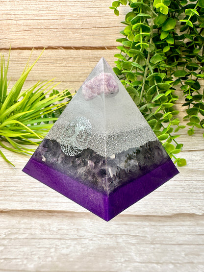 SLEEP & RELAXATION - Beginners Series  - Orgonite Pyramid - EMF Protector - Lepidolite, Amethyst Crystal and Aluminum Metals