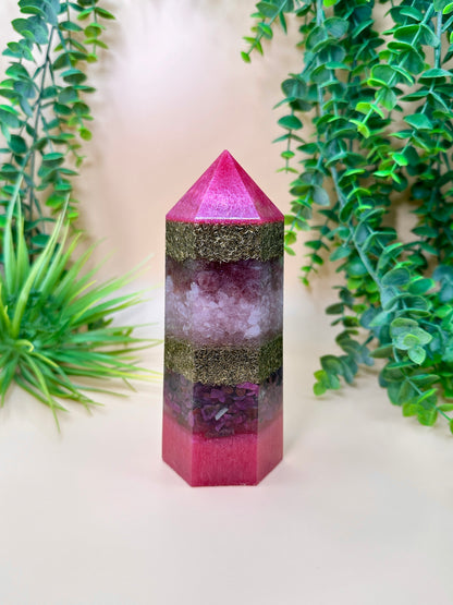 LOVE & MARRIAGE - Feng Shui Orgonite Tower - EMF Protector - Strawberry Quartz, Rose Quartz and Ruby with Brass Metals