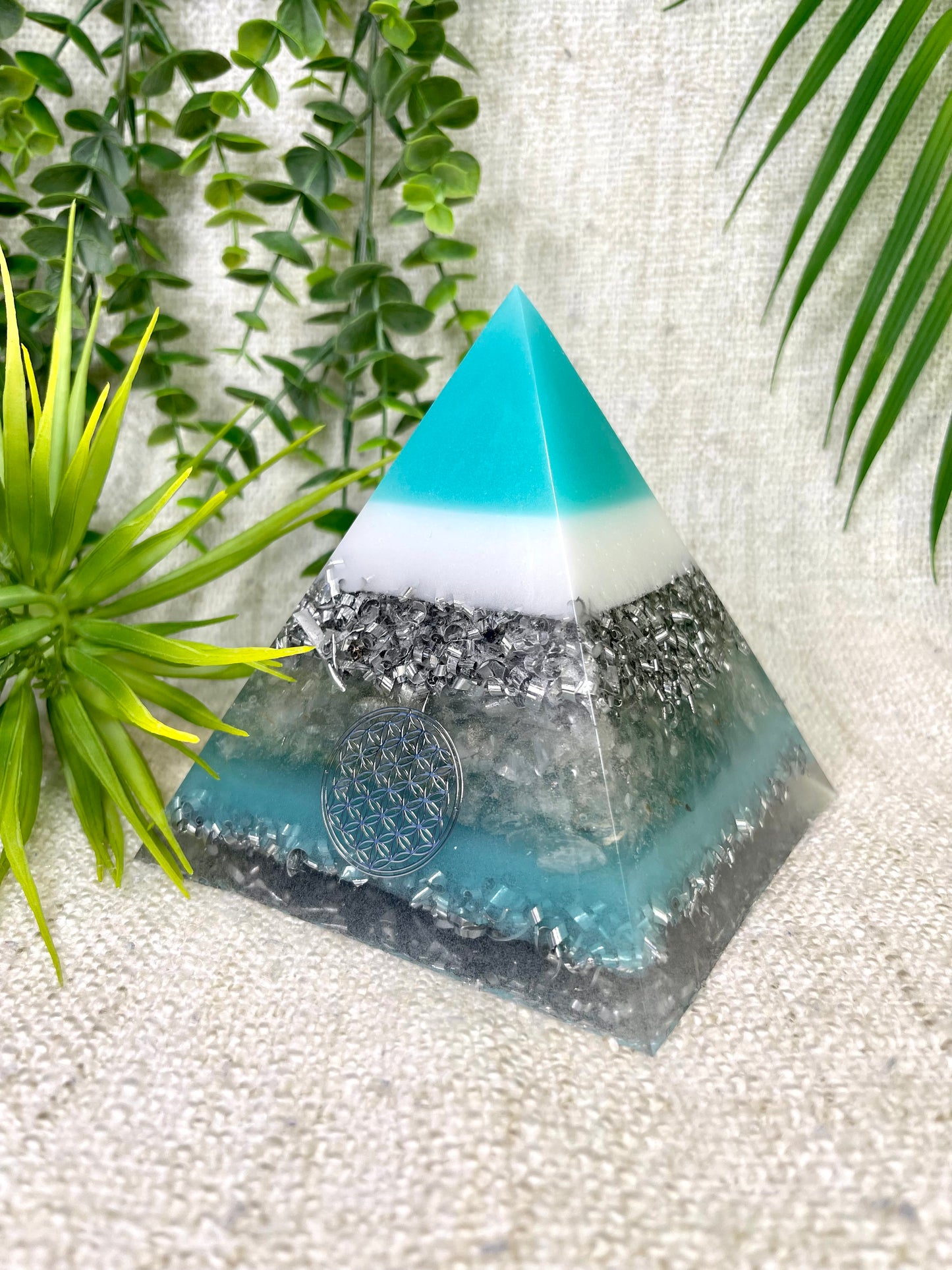 KELLY - Orgonite Pyramid - EMF Protector - White Quartz and Aluminum Metal