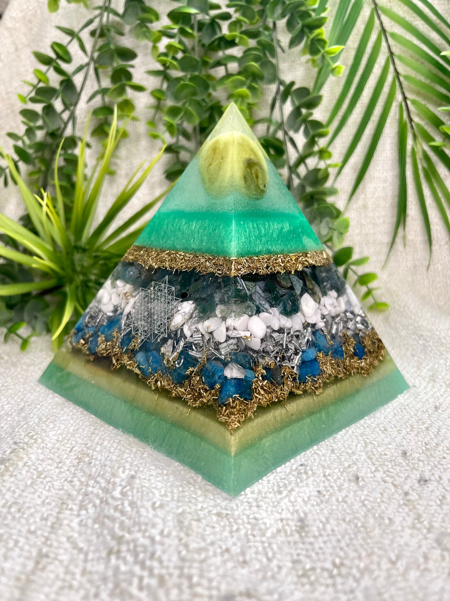 GEMINI - Astrology Edition - Orgonite Pyramid - EMF Protector - Serpentine, Moss Agate, Howlite, Blue Apatite, Brass and Aluminum Metals